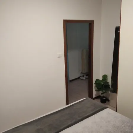 Romhaus Apartment *